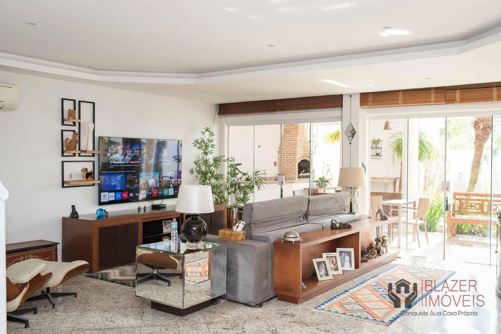 Furnished 4-bedroom house with 354 m² and 5 baths — photo 35