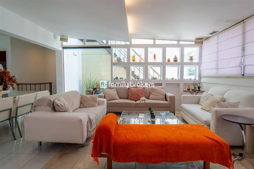 Furnished duplex penthouse with 3 bedrooms and 5 bathrooms — photo 14