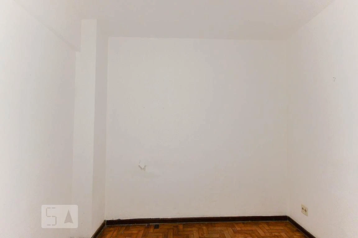 Apartamento, 40 m², com piso de madeira ou laminado — photo 18