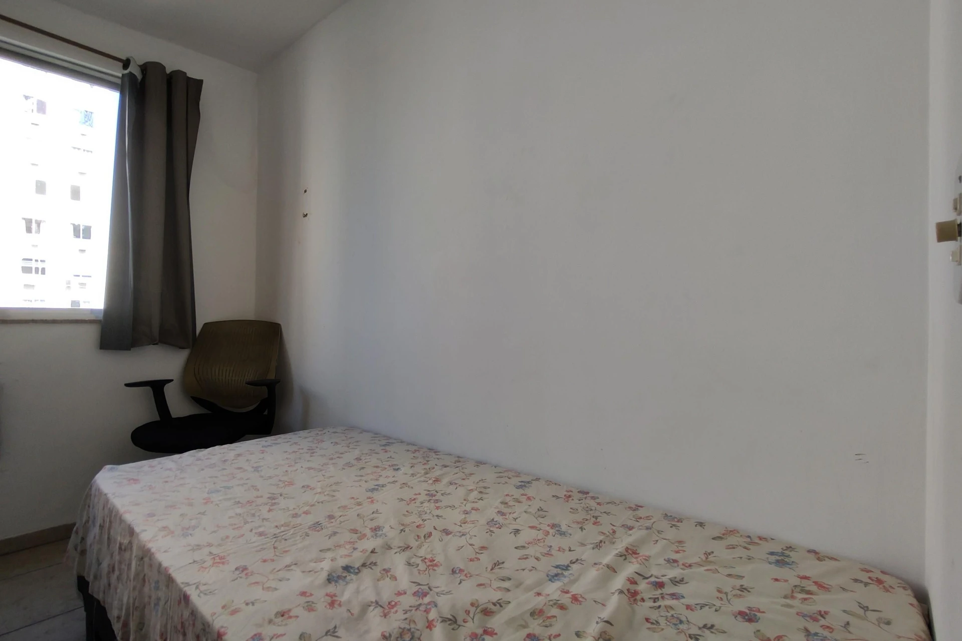 Пральна машина та 2 спальні: квартира 50 м² — photo 9