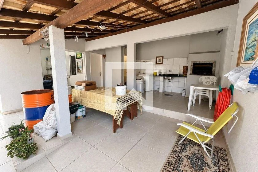 Lavadora y 3 dormitorios: casa de 148 m² — photo 18