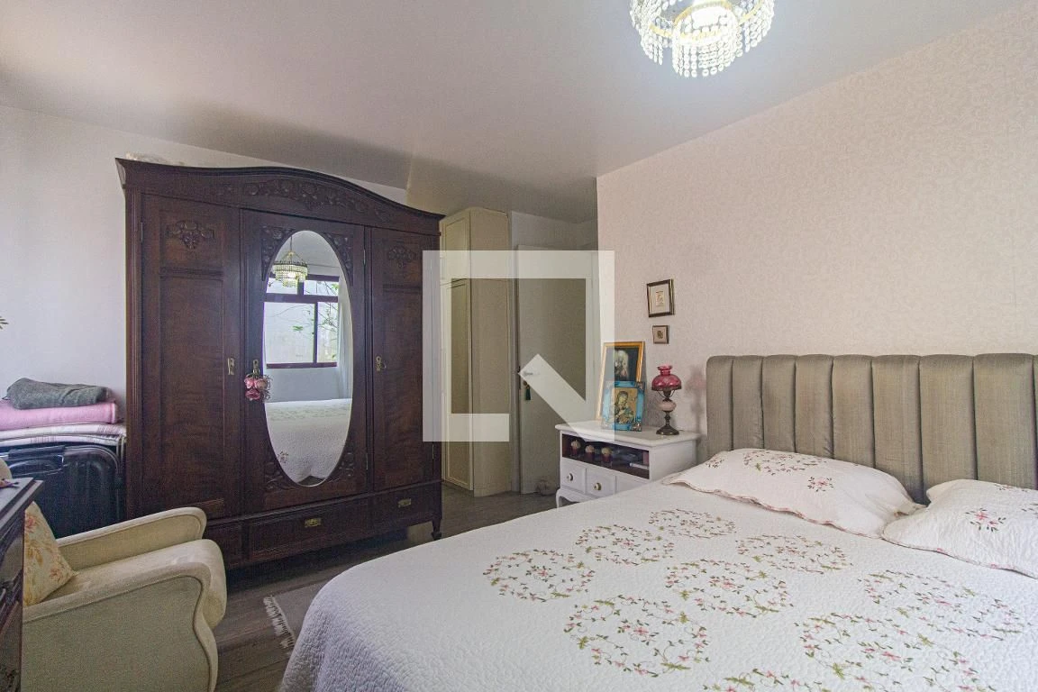 Ванна та 4 спальні: будинок 350 м² — photo 14
