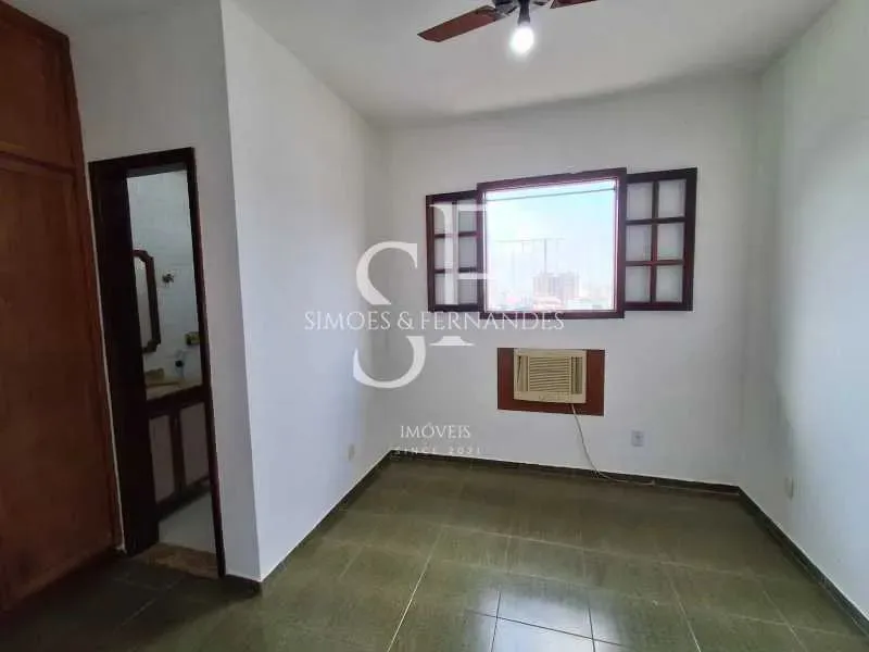 Unfurnished apartment with 3 bedrooms and 2 parking spots — photo 4