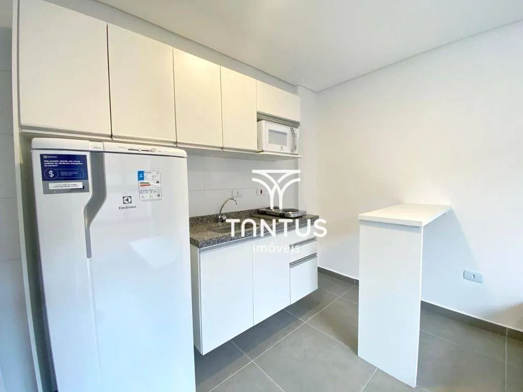 Furnished 19 m² studio with 1 bedroom and 1 bathroom — photo 4