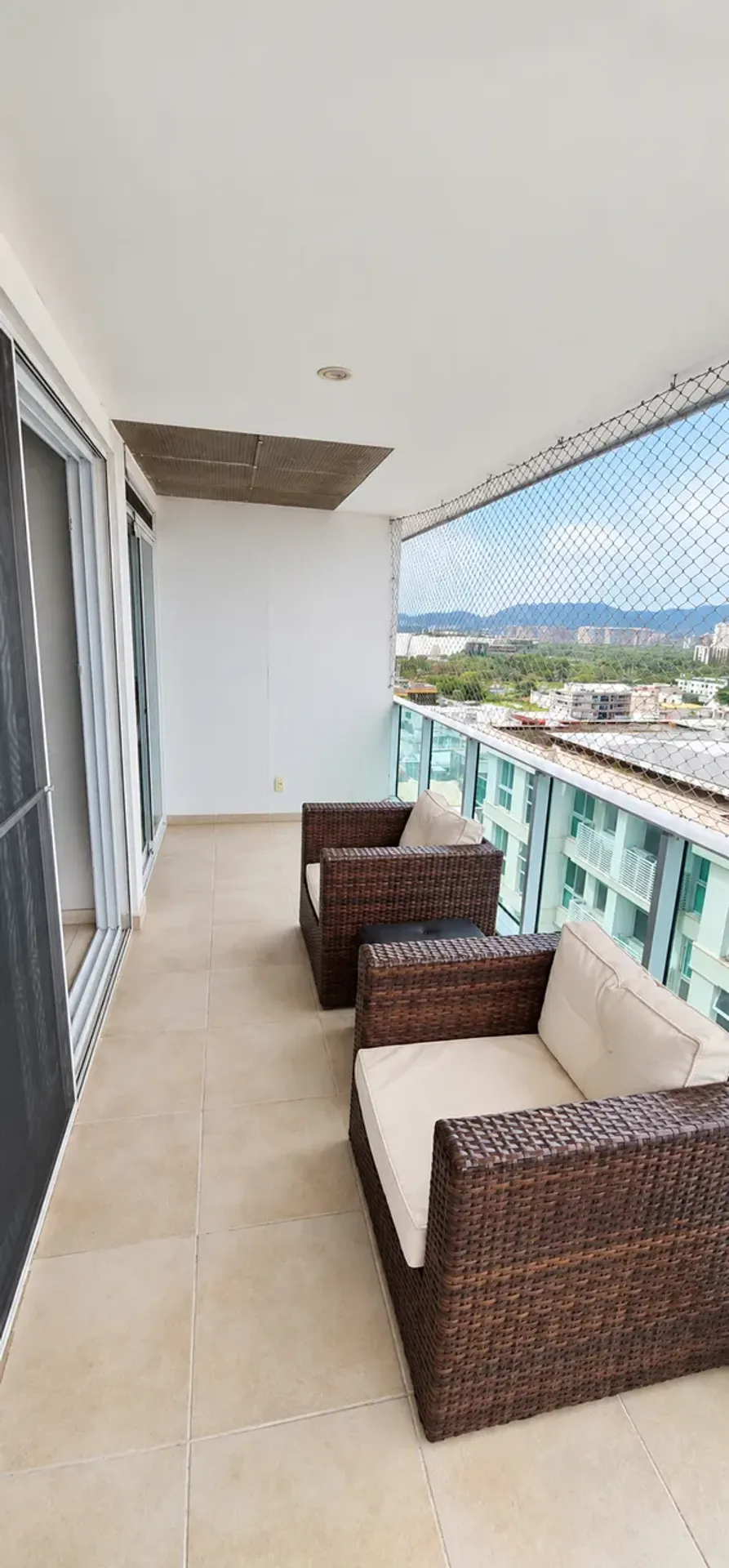 Vista a la montaña y 2 dormitorios: departamento de 82 m² — photo 23