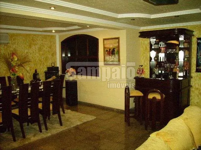 4-bedroom house with 2 bathrooms and a balcony grill — photo 20