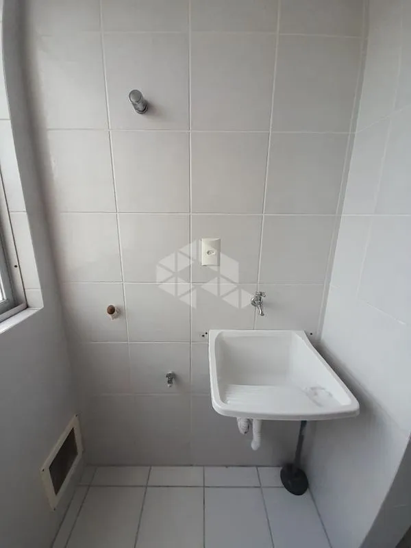 2-bedroom apartment with a closed kitchen and balcony — photo 21