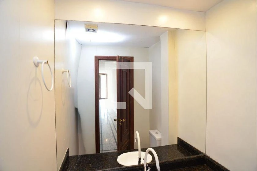 Unfurnished apartment with 2 en-suite bedrooms — photo 45