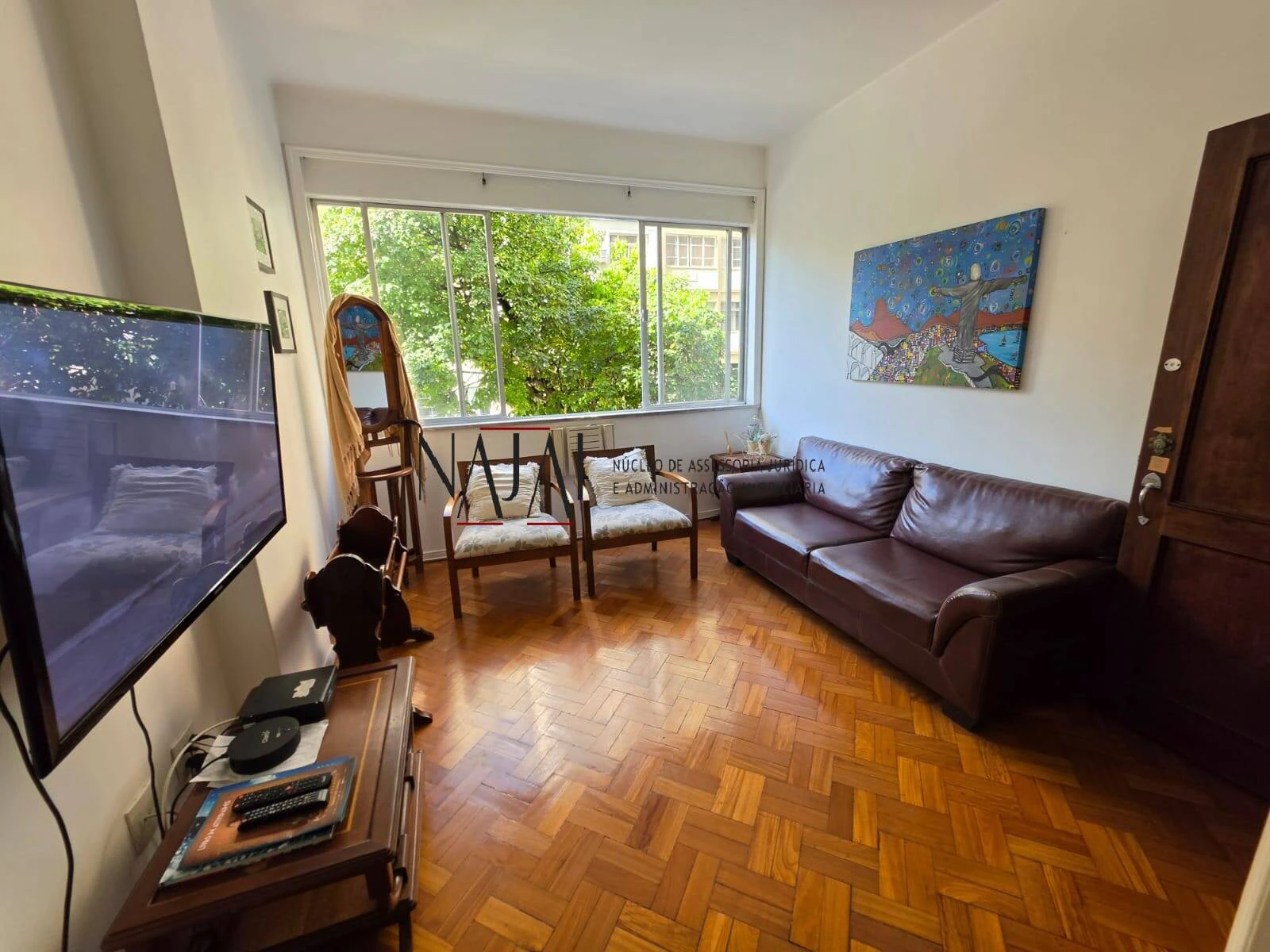 Furnished 3-bedroom apartment with 130 m² — photo 20
