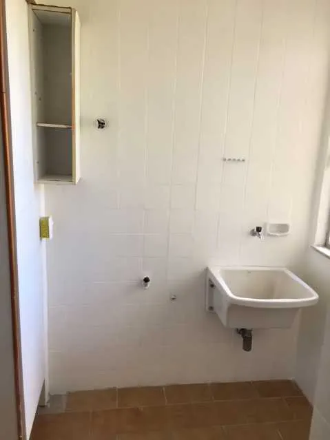 90 m² apartment with 2 bedrooms and a balcony — photo 18