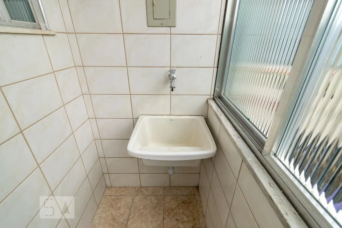 Unfurnished 1-bedroom apartment with 1 bathroom — photo 25