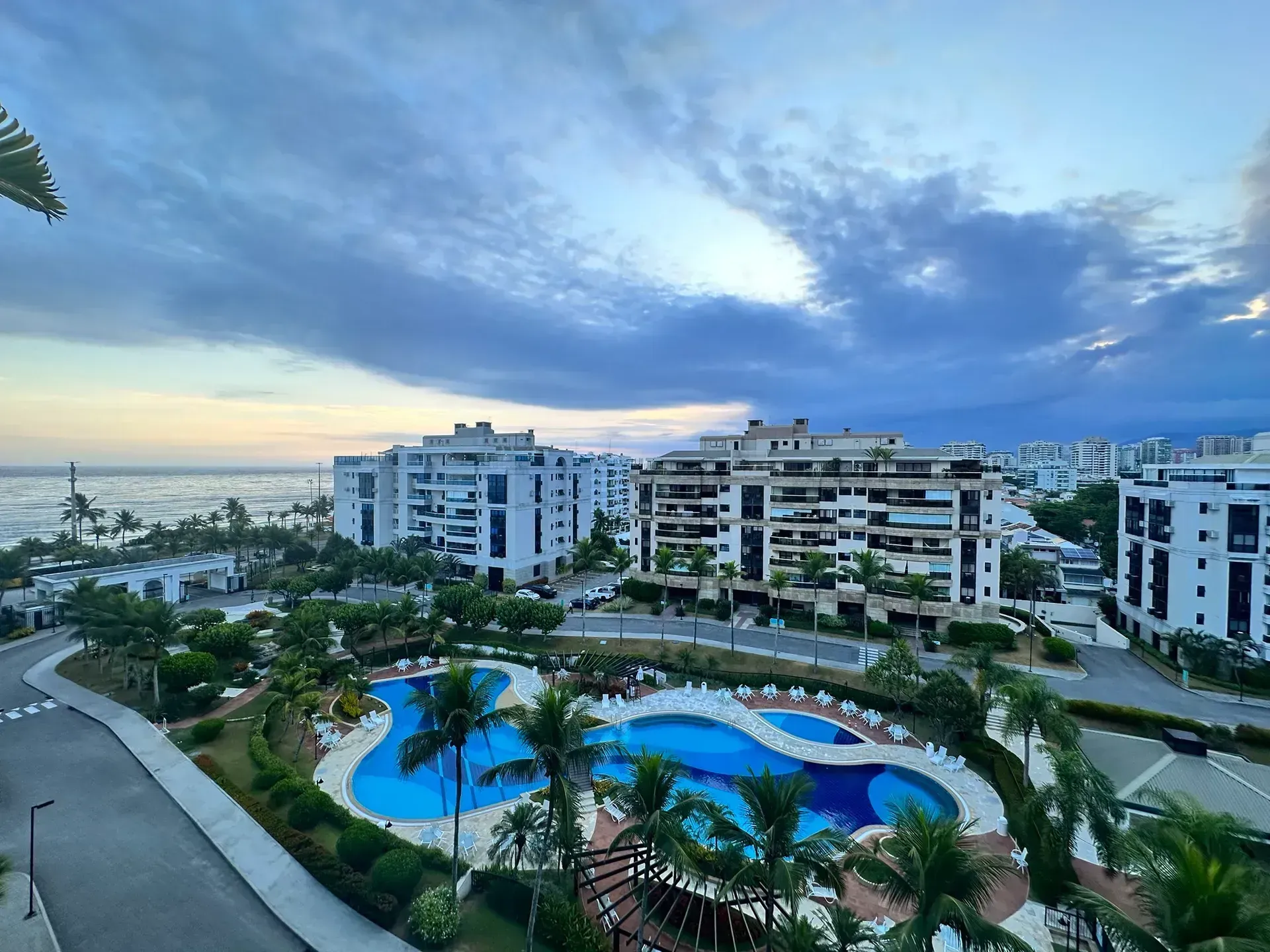 Unfurnished apartment with 3 bedrooms and pets allowed