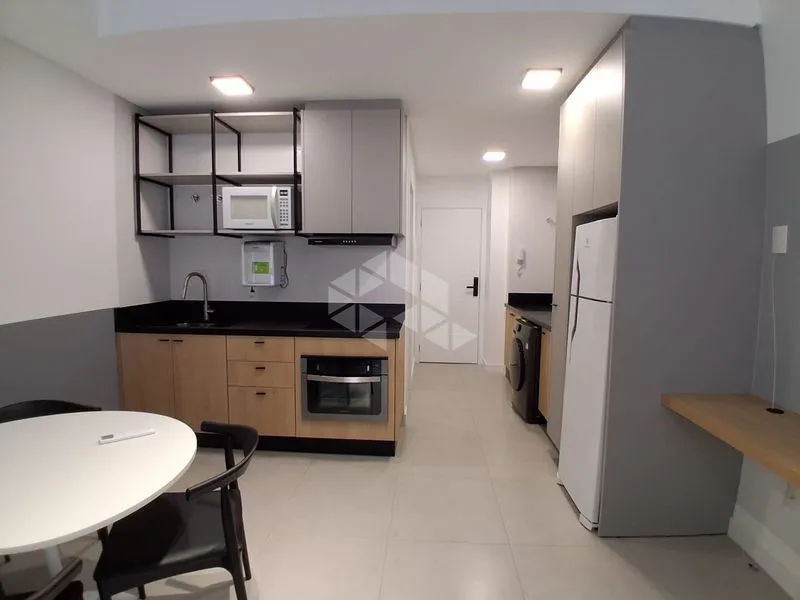 1 quarto e janelas do piso ao teto: apartamento de 45 m² — photo 11