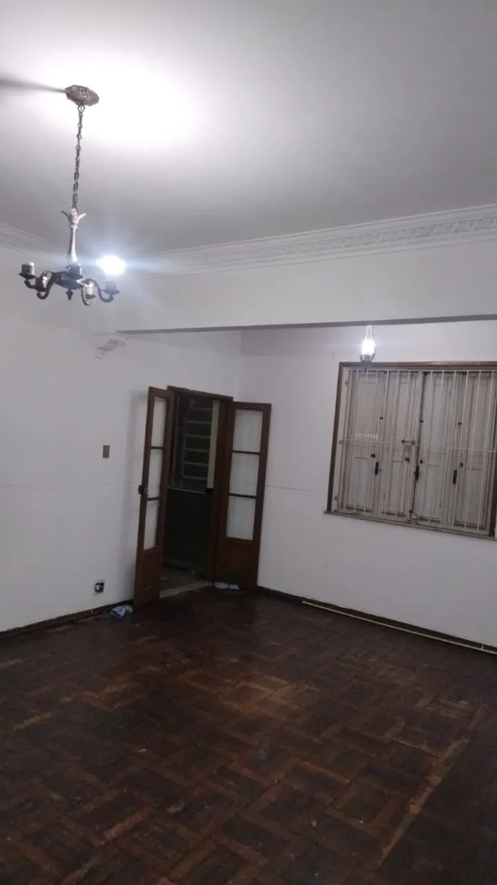 House with 2 bedrooms and 1 bathroom, no parking — photo 2