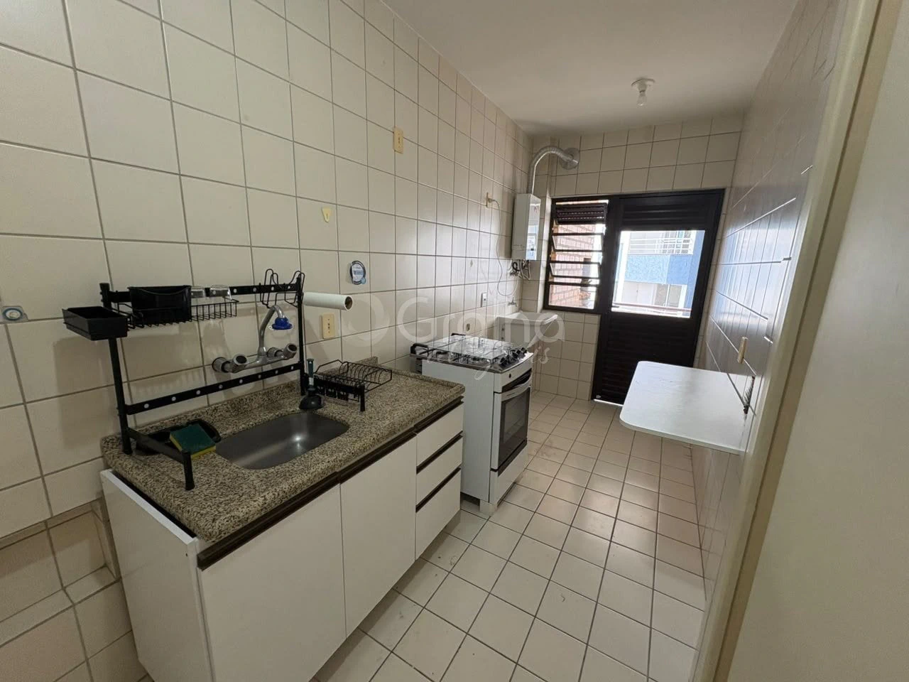 Apartment, 98 m², with a grill on the balcony — photo 12