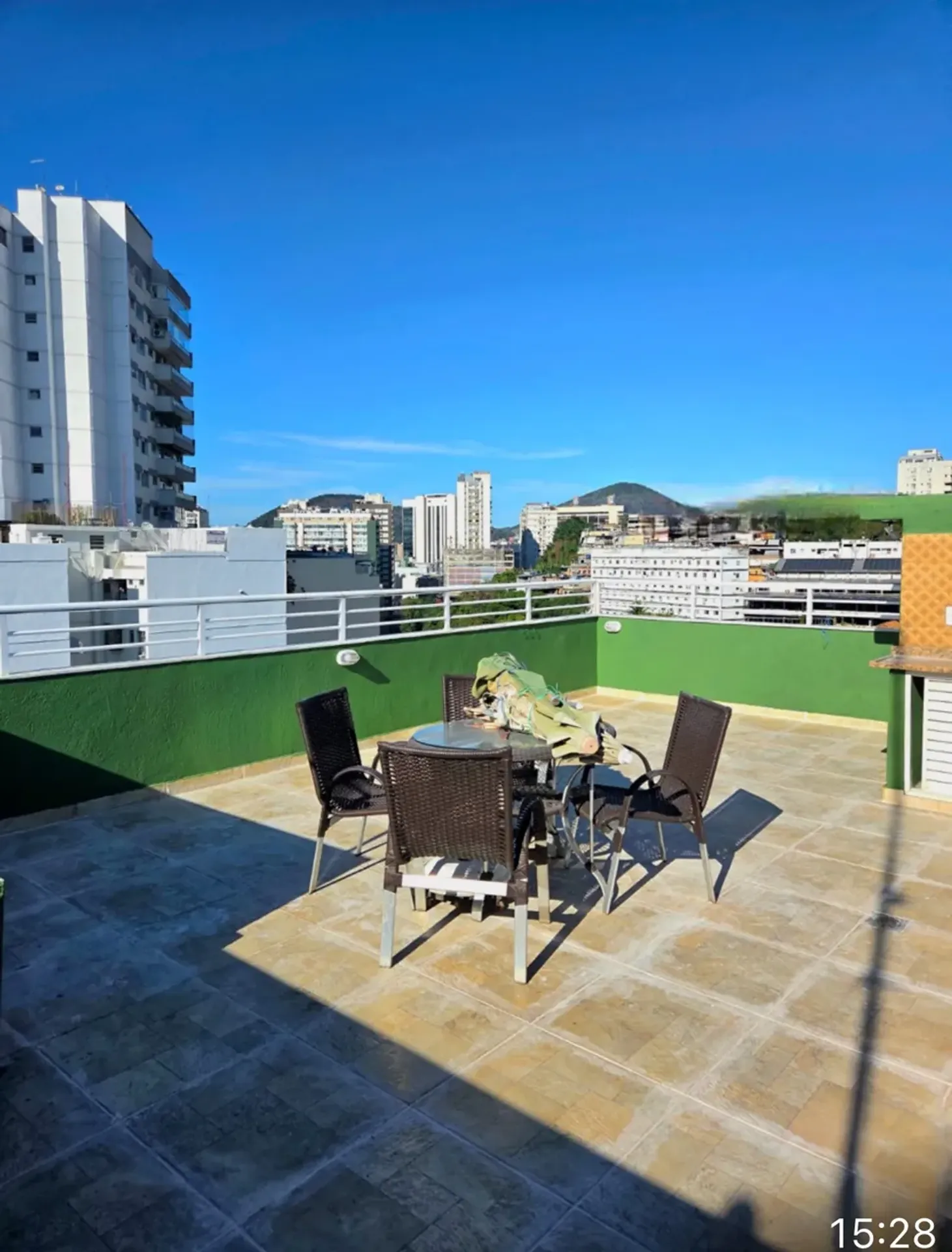 Unfurnished 3-bedroom apartment with terrace views — photo 7