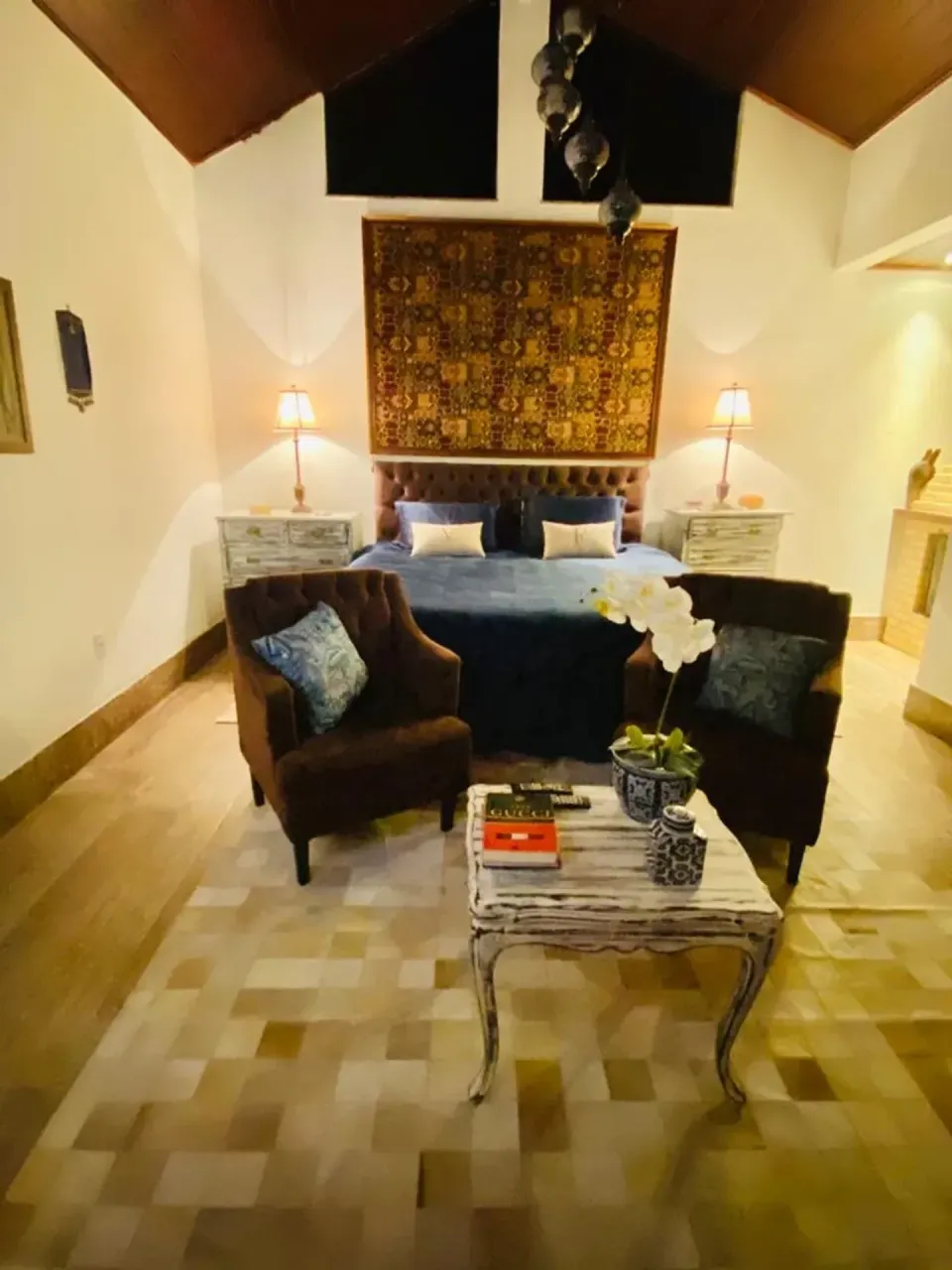 Unfurnished house with 5 bedrooms and 5 bathrooms — photo 7