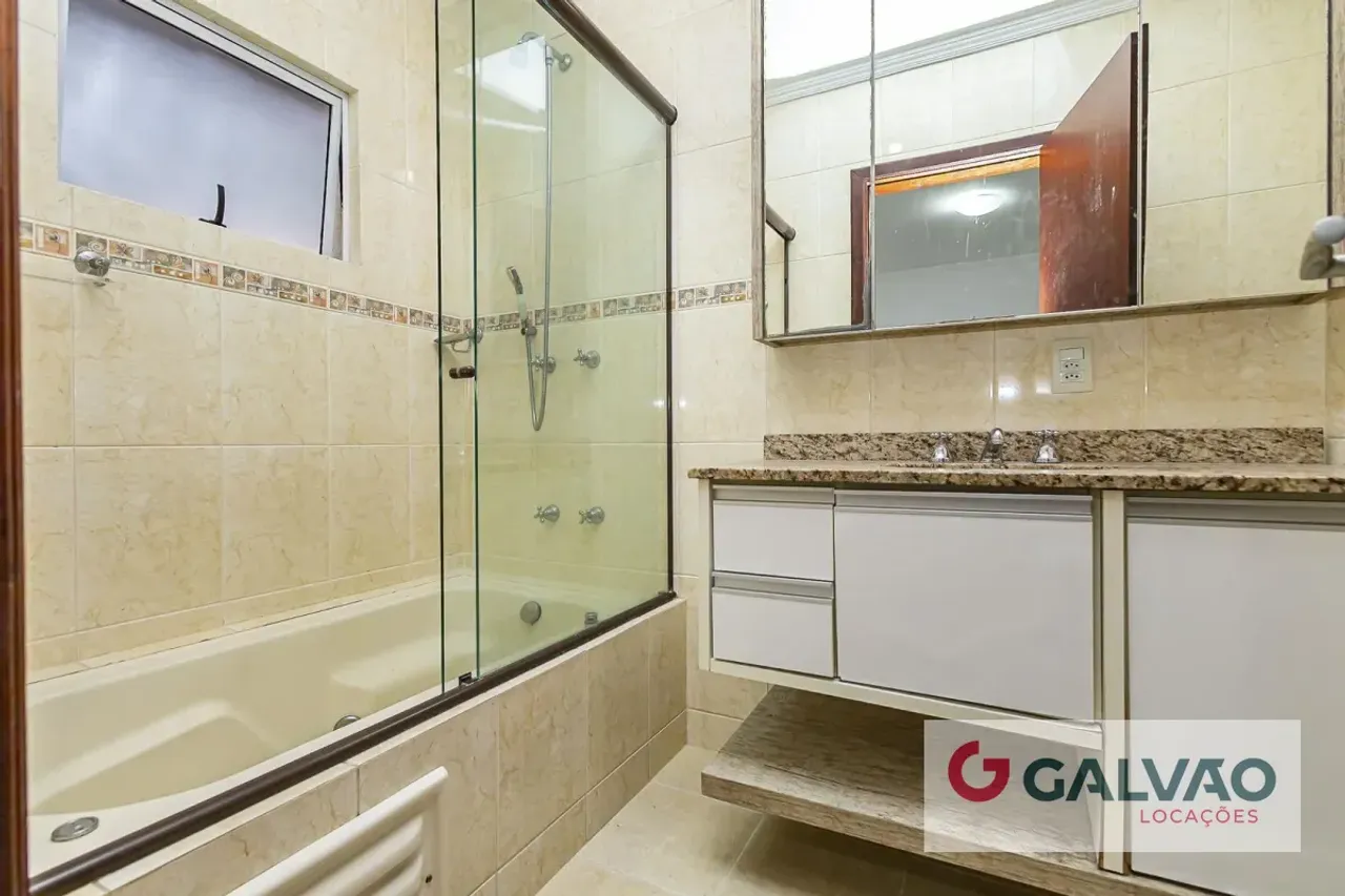 House in a gated community with 3 bedrooms and 1 bath — photo 13