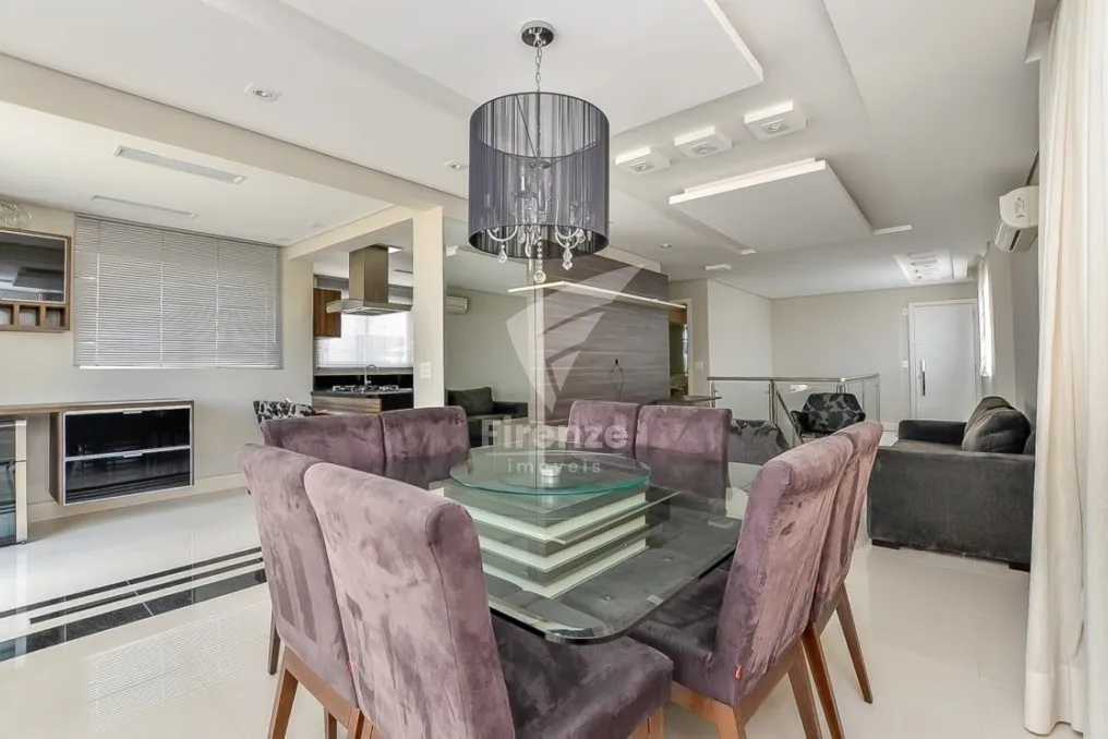 Furnished 352 m² apartment with 3 en-suite bedrooms — photo 10