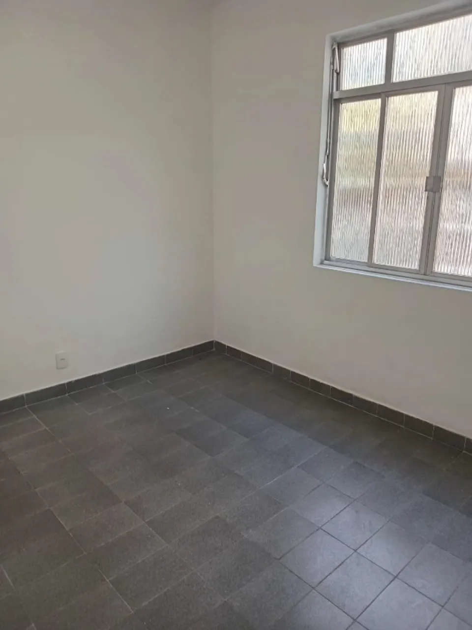 Apartamento térreo com 2 quartos e cozinha fechada — photo 2
