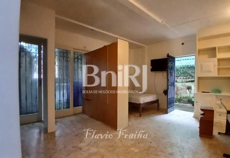 One-bedroom apartment with a home office in Rio de Janeiro — photo 16