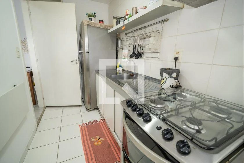 Apartamento mobiliado com 2 quartos e varanda — photo 5