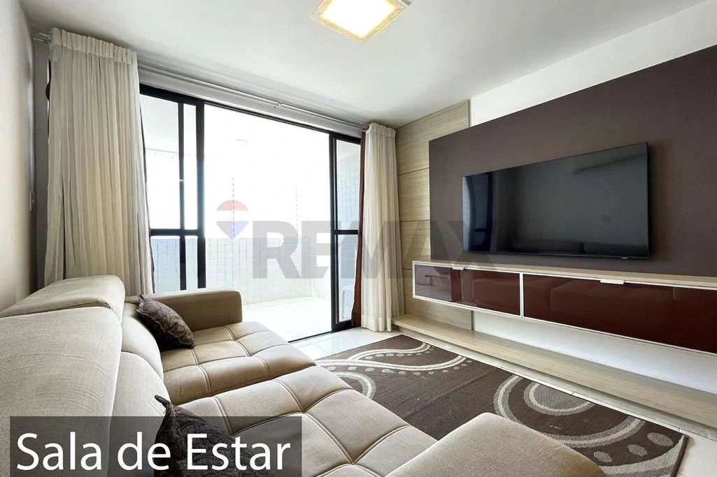 4-bedroom apartment with private BBQ area — photo 2