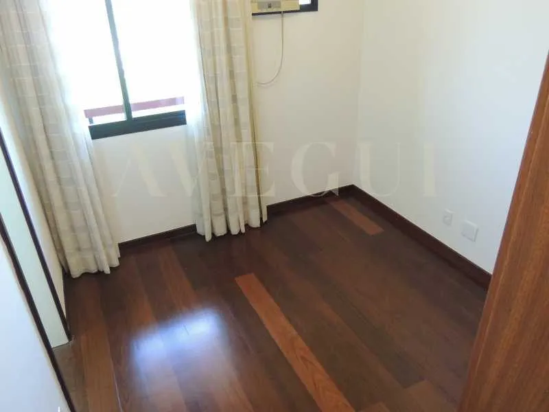 2-bedroom apartment with a water view — photo 10