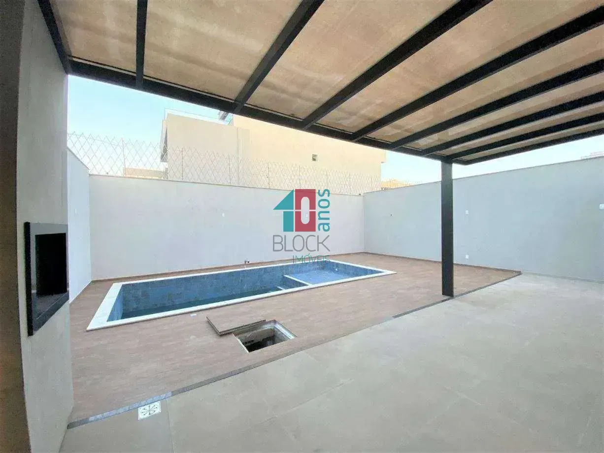 House with 3 bedrooms and 5 bathrooms, 2 parking spots — photo 28