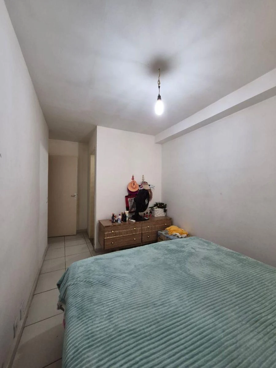 Furnished 3-bedroom apartment with enclosed glass balcony — photo 7