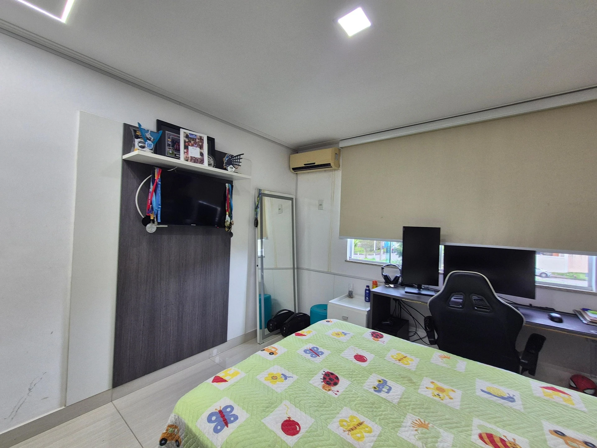 4 quartos e jacuzzi: casa de 318 m² — photo 28