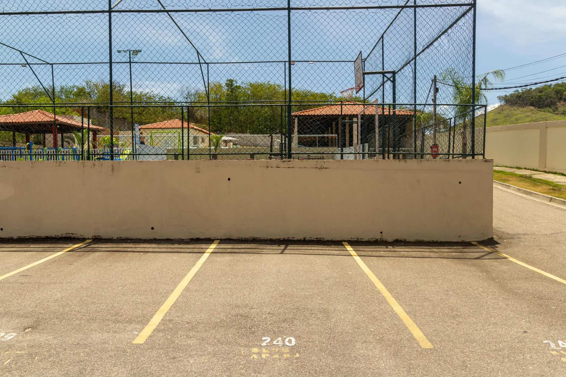 Apartamento com 2 quartos e 1 banheiro — photo 13