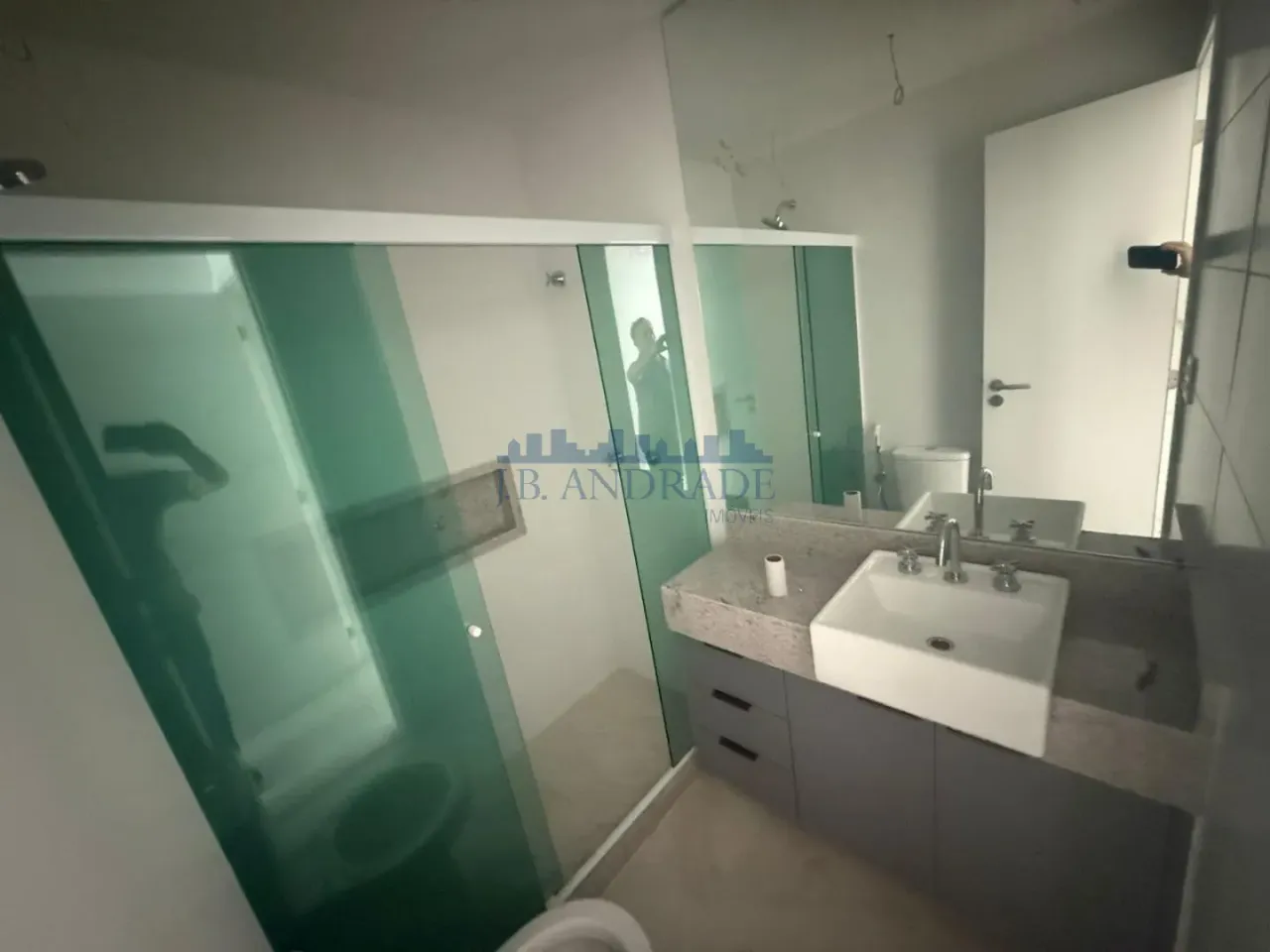 2-bedroom apartment with 2 suites and 4 bathrooms — photo 4