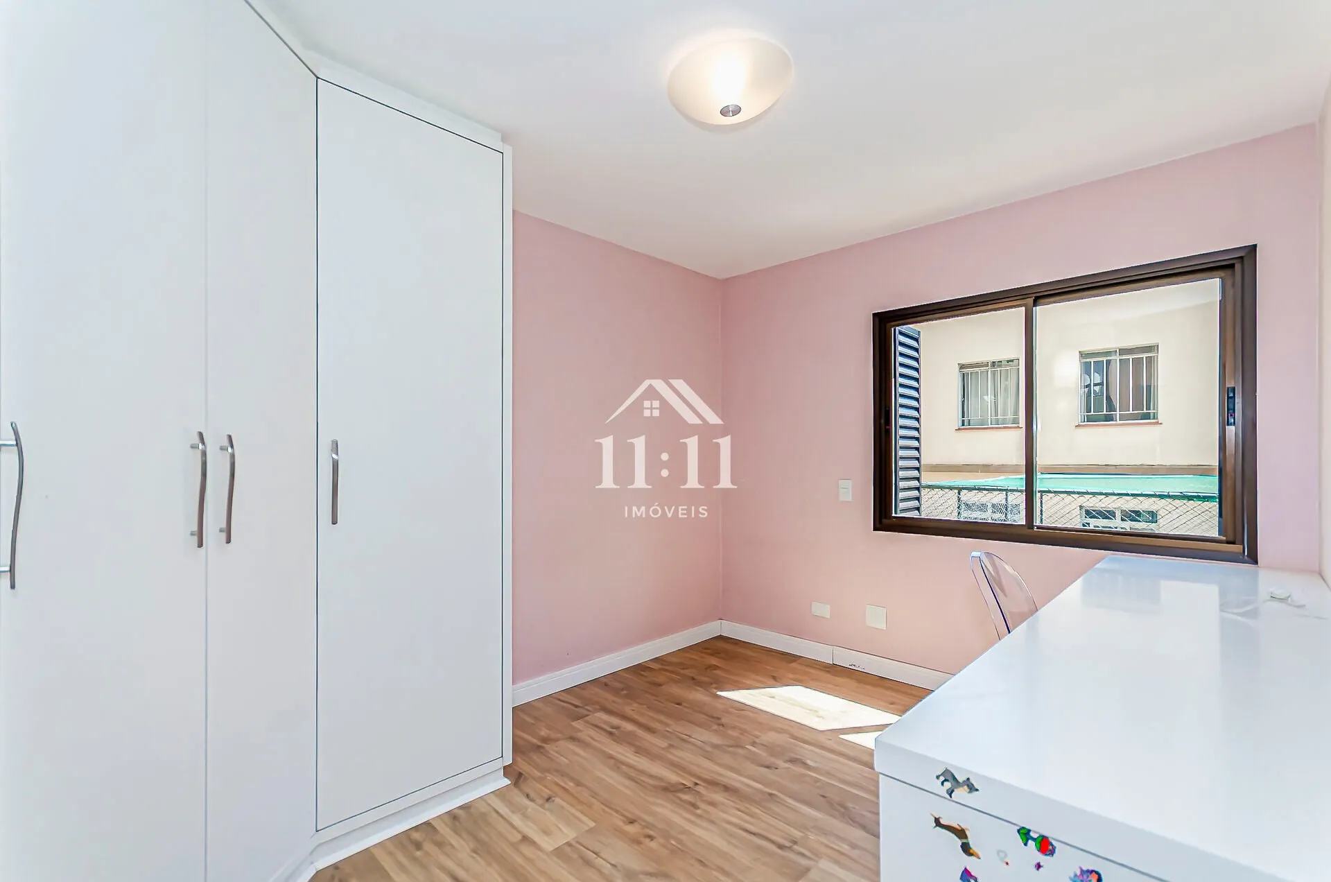 Furnished apartment, 176 m², with a home office — photo 14