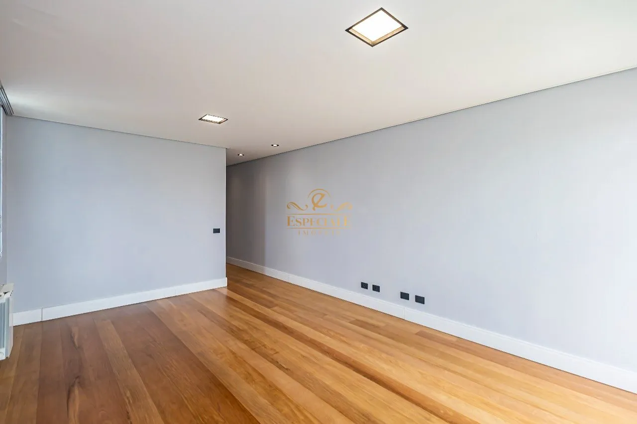 800 m² unfurnished house with gas open-plan kitchen — photo 24