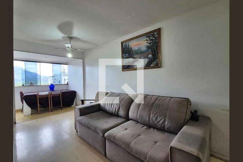 Furnished 3-bedroom apartment with glass balcony — photo 5