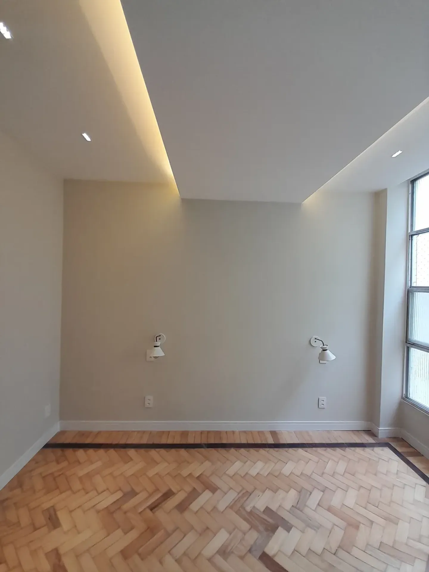 2-bedroom apartment with a park view — photo 12