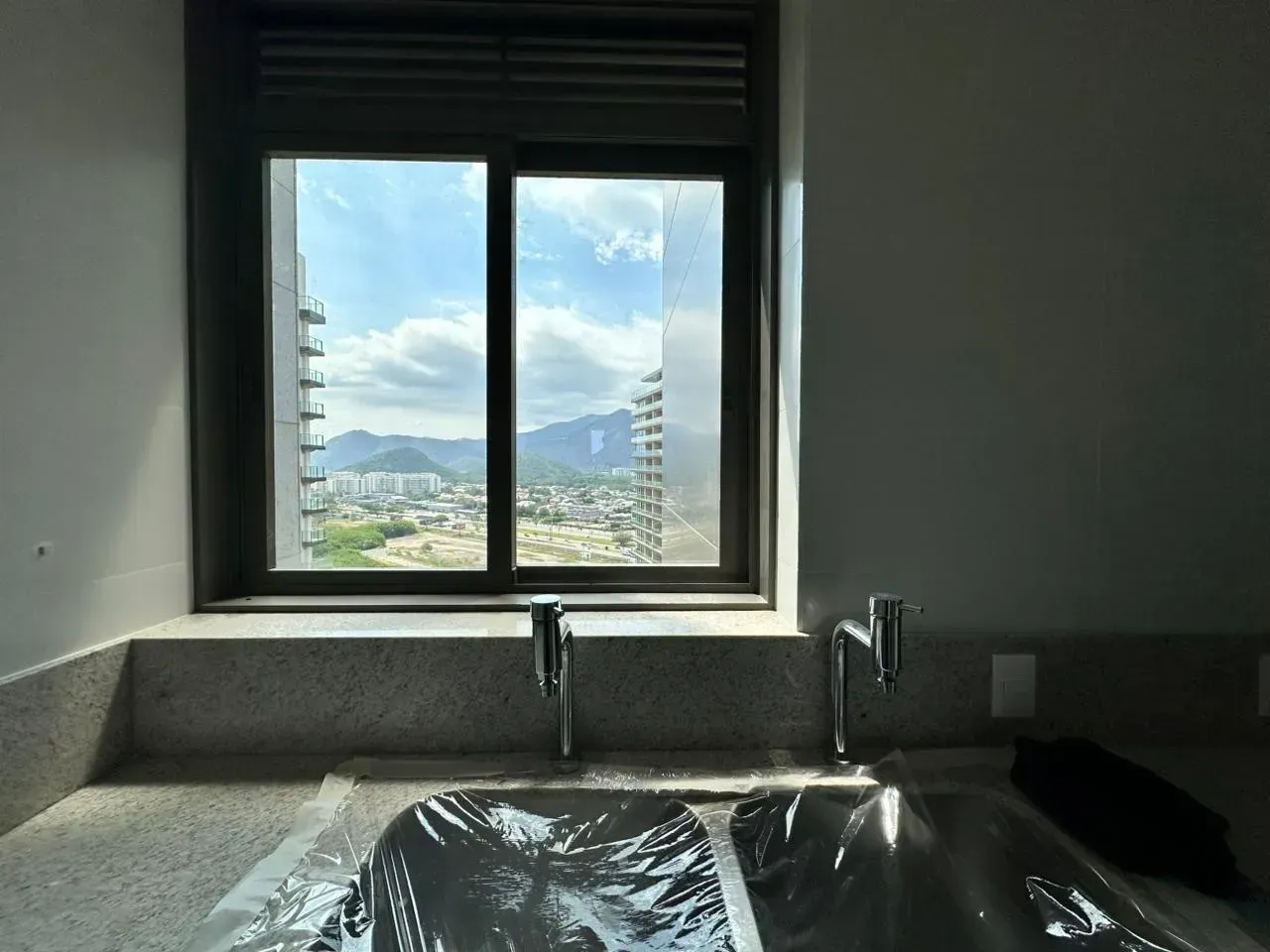 3-bedroom apartment with 6 bathrooms and 3 parking spots — photo 41