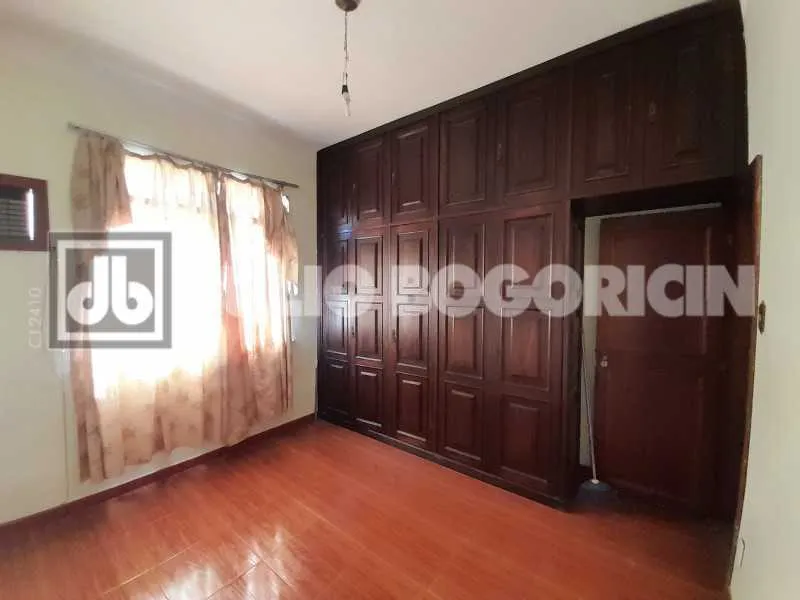 Будинок 360 м² із спільним басейном — photo 14