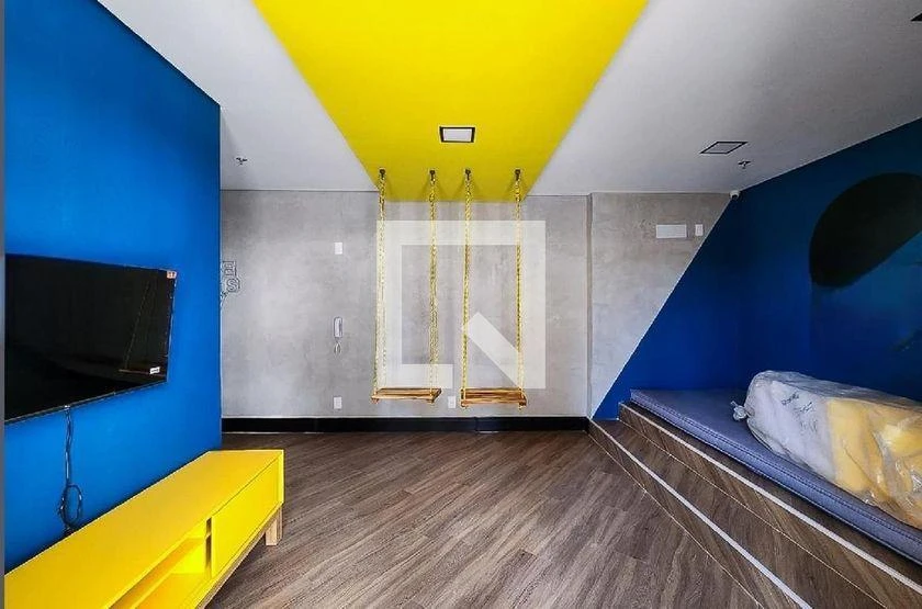 Квартира с 3 спальнями и застеклённым балконом — photo 3