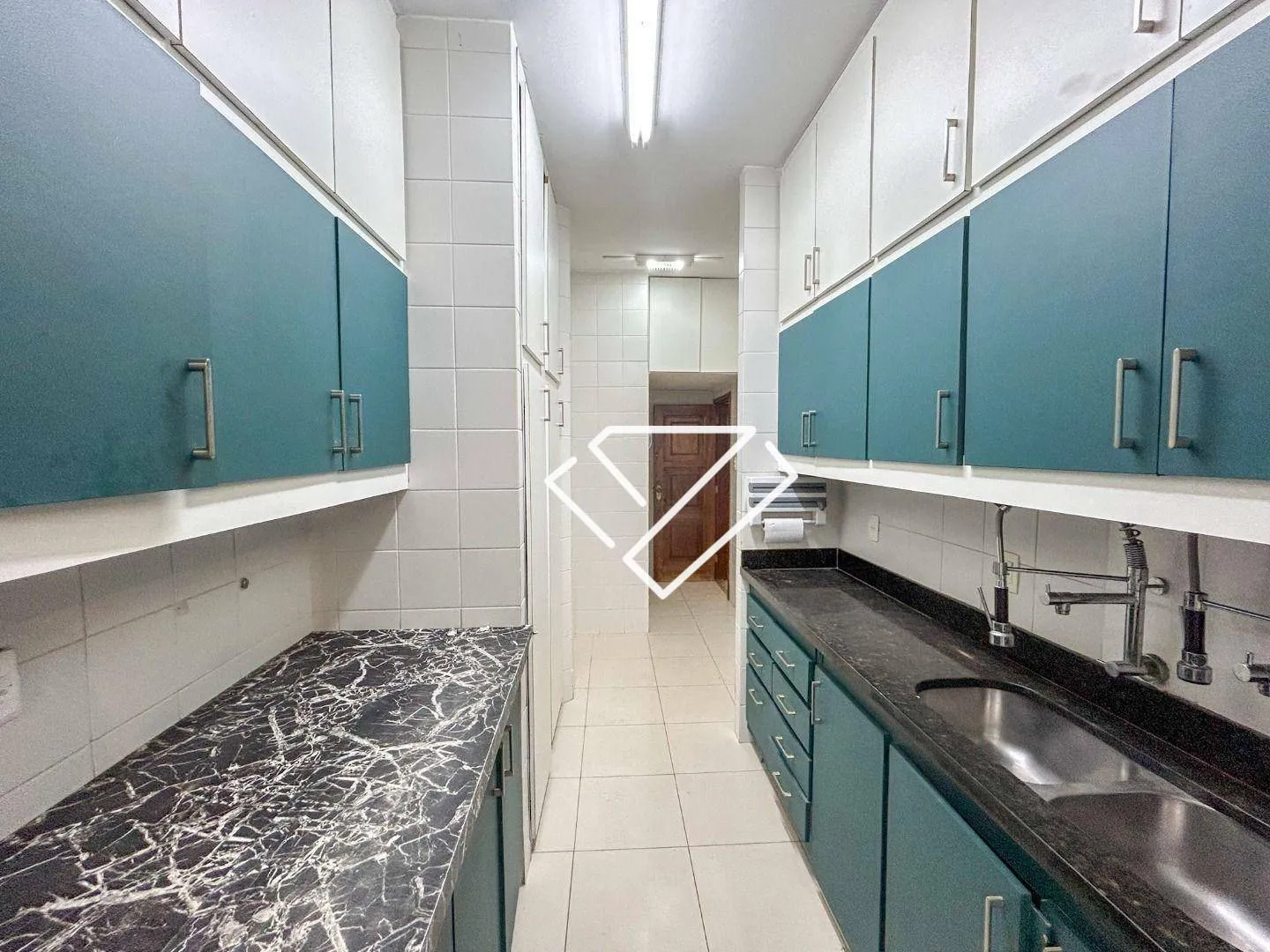 4 quartos e jacuzzi: apartamento de 172 m² — photo 4