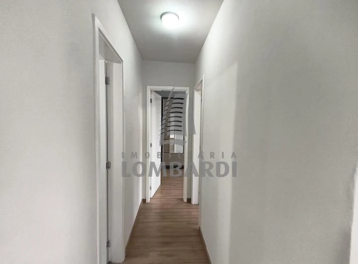 2-bedroom apartment with an en-suite and separate kitchen — photo 3