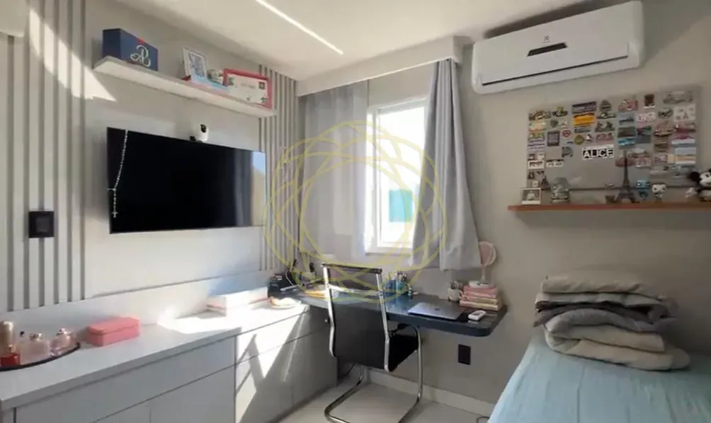 Duplex penthouse with 3 bedrooms and open-plan kitchen, 187 m² — photo 25
