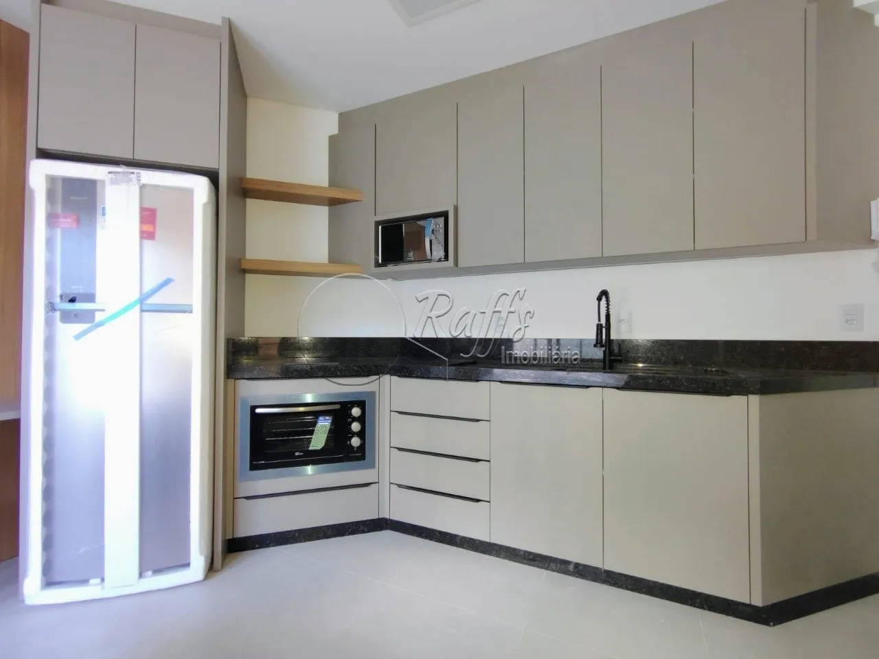 Furnished 25 m² apartment with an open-plan kitchen — photo 20