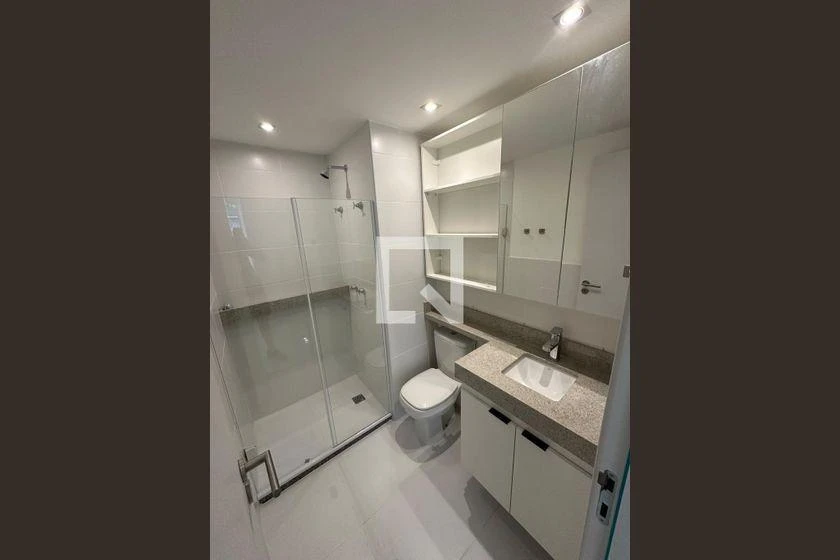 Apartamento de 2 quartos com máquina de lavar — photo 14