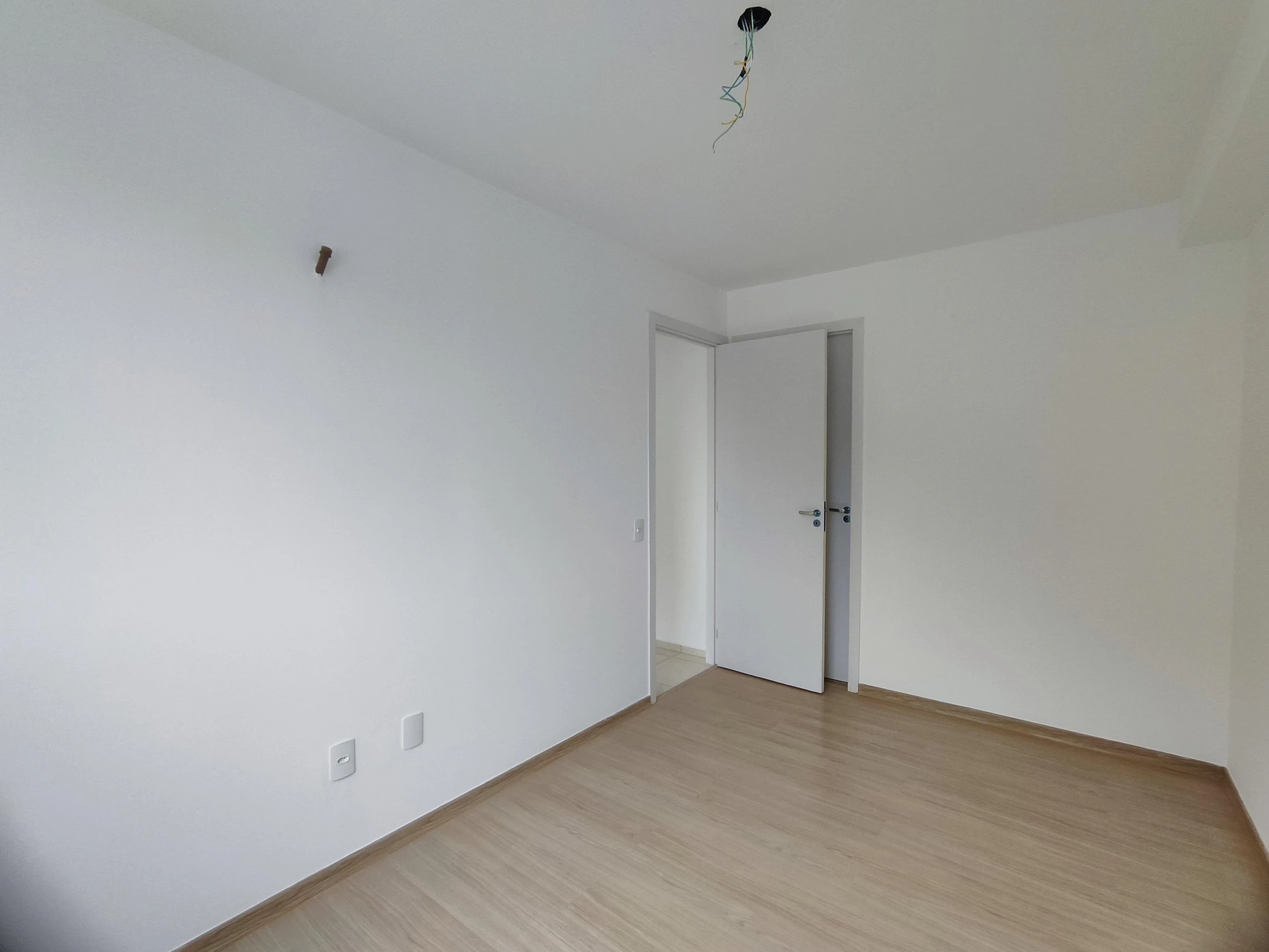 Mountain view in a 2-bedroom apartment, 48 m² — photo 32