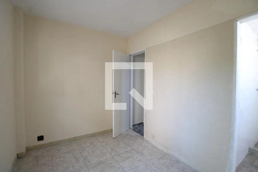 2-bedroom apartment in a building with a pool — photo 19