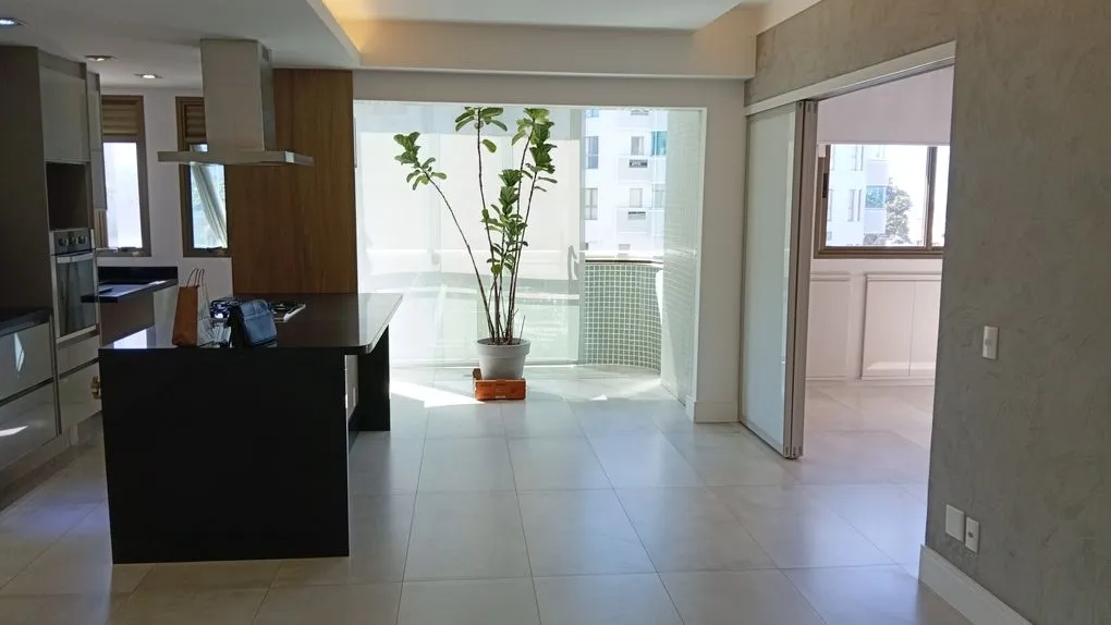 1-bedroom apartment with 2 bathrooms and parking spot — photo 10