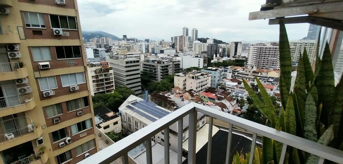 2-bedroom apartment with a mountain view — photo 20
