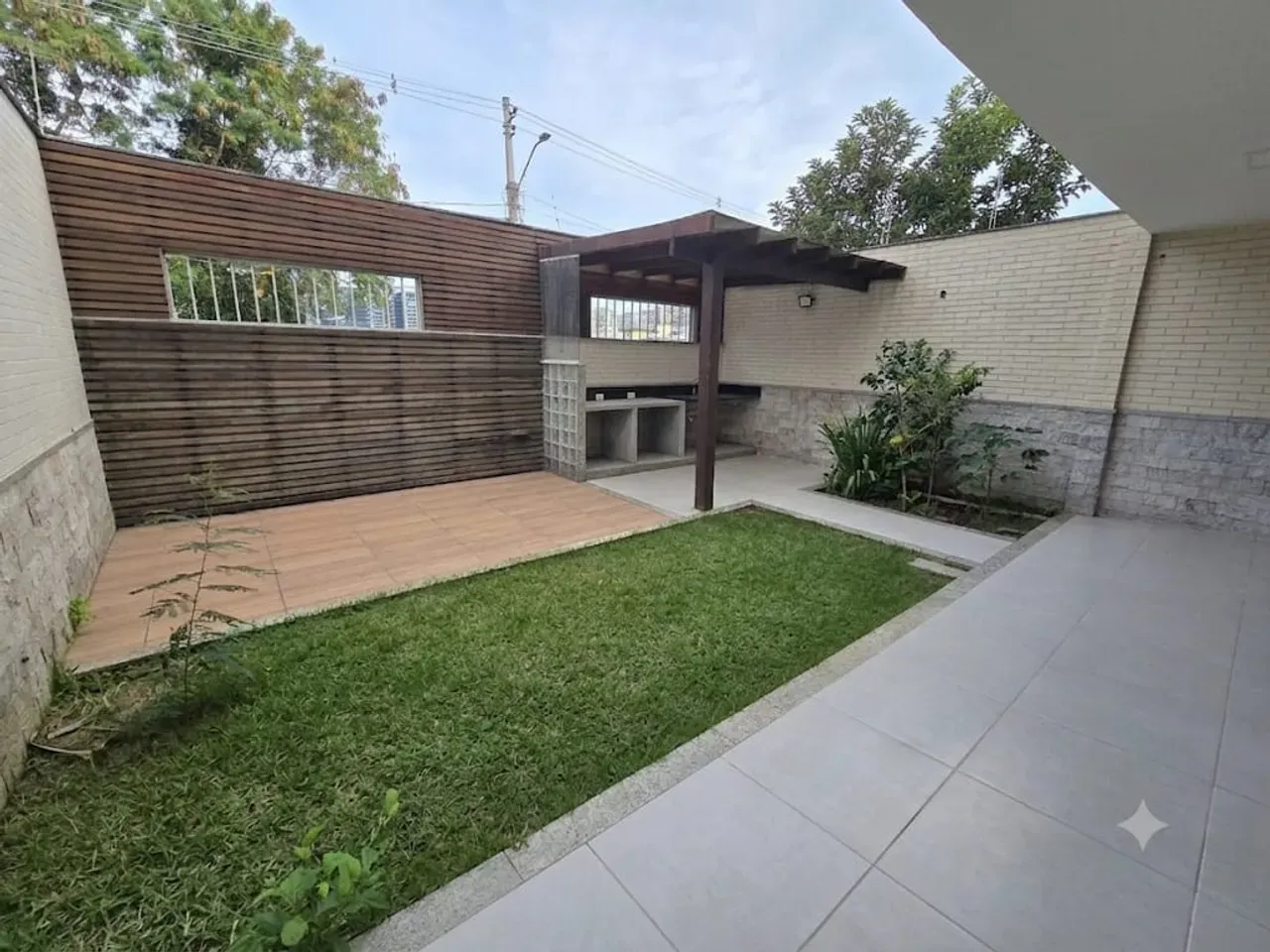 Casa para aluguel com 300 m², 5 quartos e cozinha a gás — photo 5